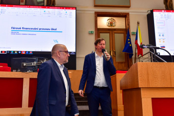 Starostové a radní řešili aktuální výzvy ve vzdělávání a sportu Starostové a radní řešili aktuální výzvy ve vzdělávání a sportu